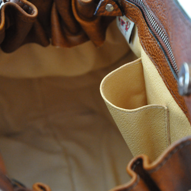 Pratesi Handbag Gaiole in genuine Italian leather - Vegetable Tanned Italian Leather Brown