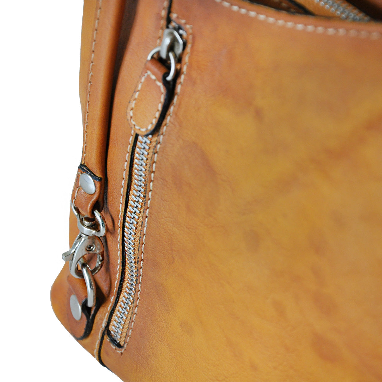 Pratesi Shoulder Bag Consuma Small in genuine Italian leather - Vegetable Tanned Italian Leather Fuxia